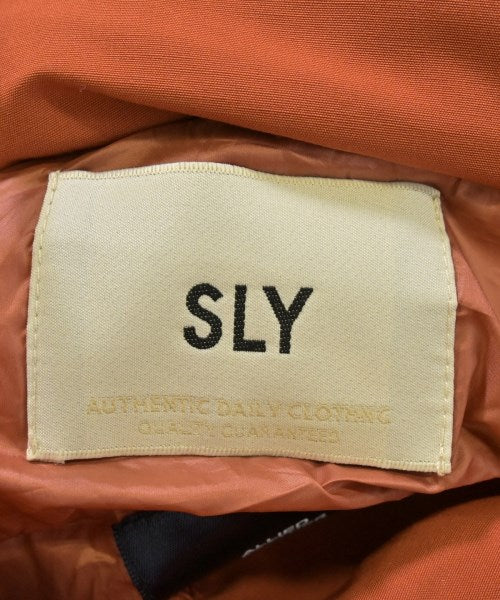 SLY 羽絨夾克/背心