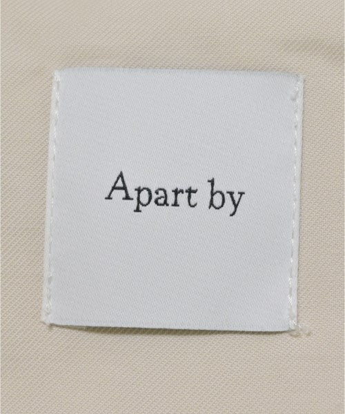 apart by lowrys 外套