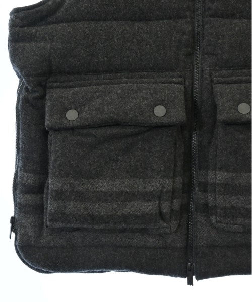 White Mountaineering 羽絨夾克/背心