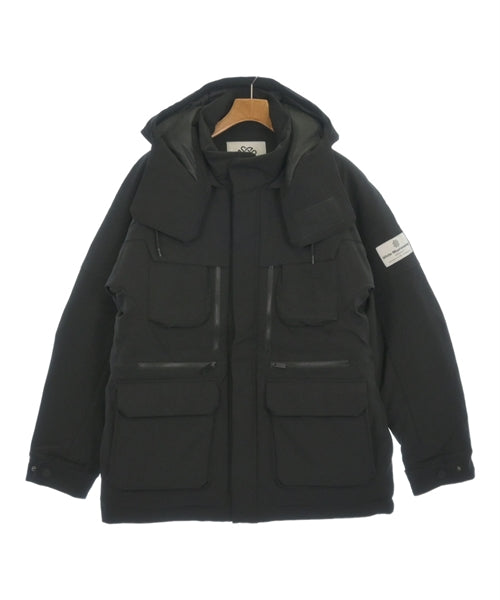 White Mountaineering 羽絨夾克/背心