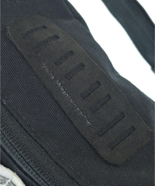 White Mountaineering 肩背包