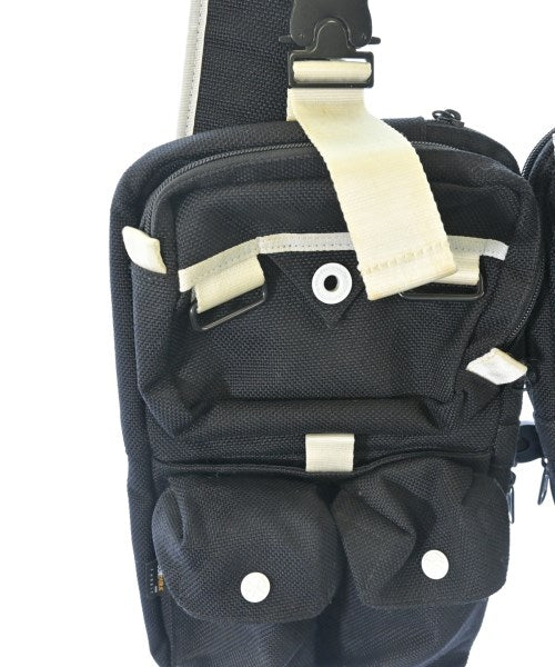 White Mountaineering 肩背包