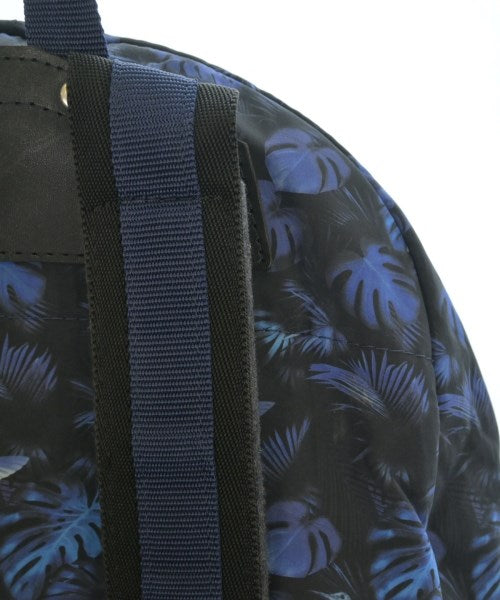 White Mountaineering 背包