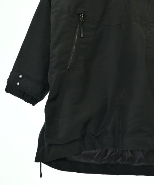 White Mountaineering 羽絨夾克/背心