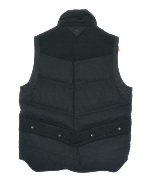 White Mountaineering 羽絨夾克/背心