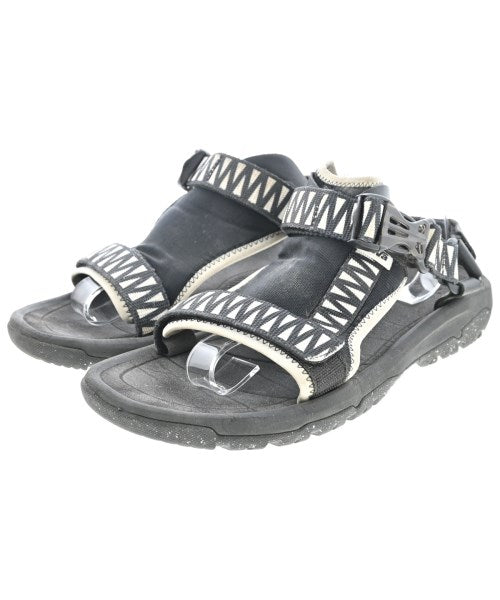 White Mountaineering 涼鞋