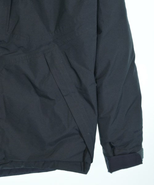 White Mountaineering 羽絨夾克/背心