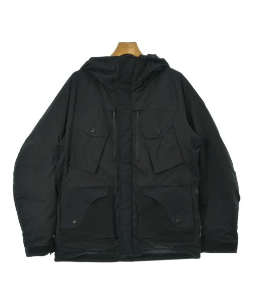 White Mountaineering 羽絨夾克/背心