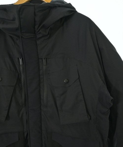 White Mountaineering 羽絨夾克/背心