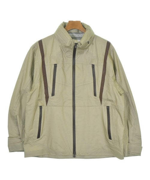 White Mountaineering 山系外套
