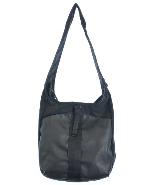 White Mountaineering 肩背包