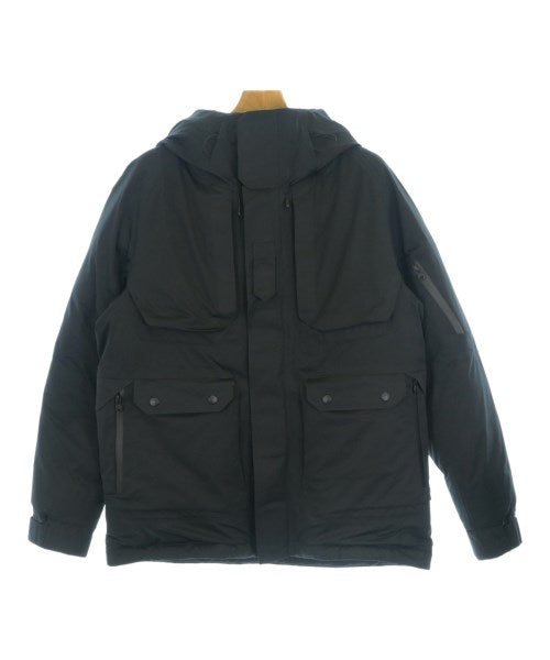 White Mountaineering 羽絨夾克/背心