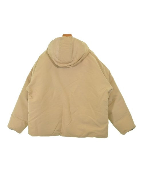 White Mountaineering 羽絨夾克/背心