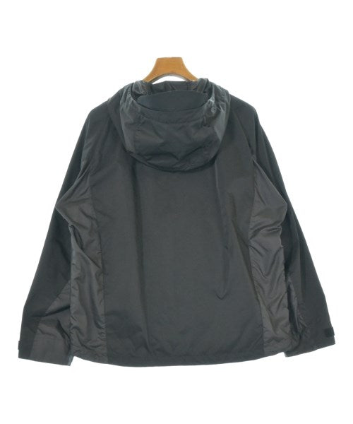 White Mountaineering 山系外套