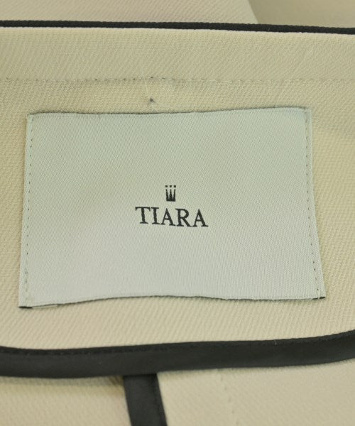 Tiara 其他大衣