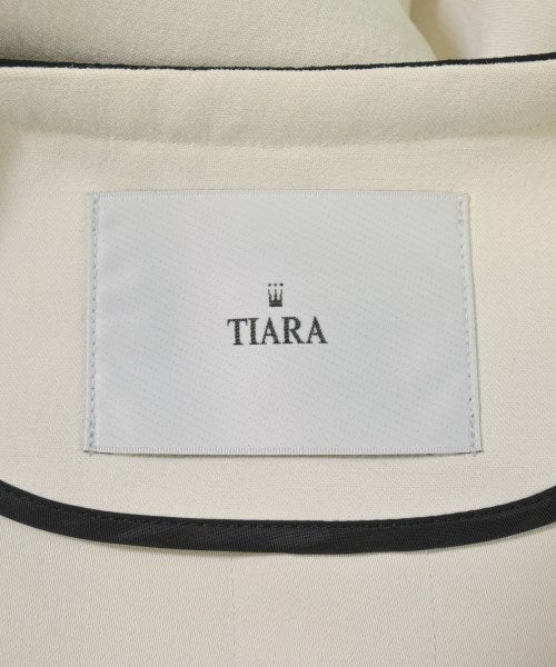 Tiara 其他大衣