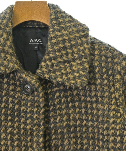A.P.C. 支撐領外套