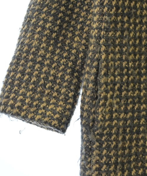 A.P.C. 支撐領外套
