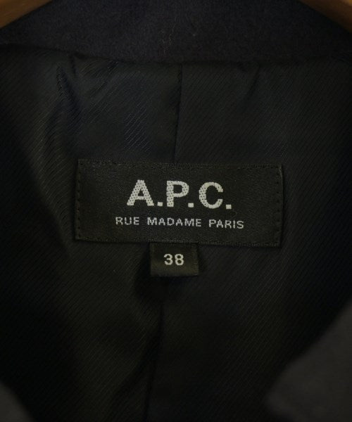A.P.C. 支撐領外套