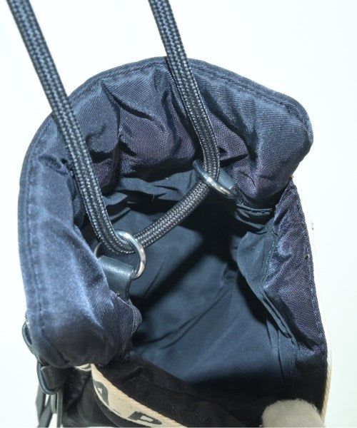 A.P.C. 肩背包