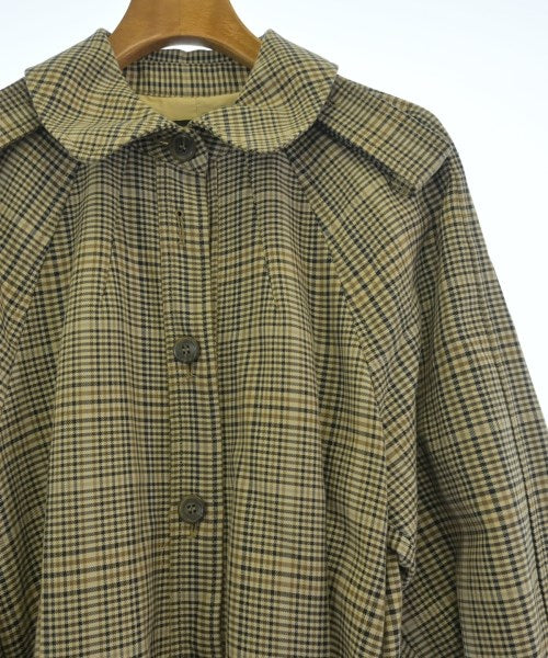 A.P.C. 支撐領外套