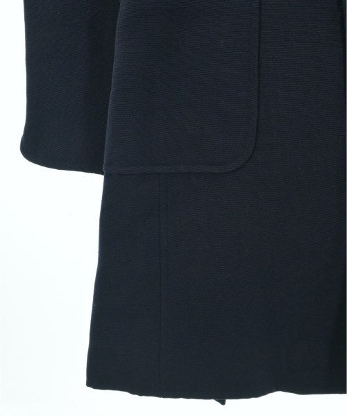 A.P.C. 支撐領外套