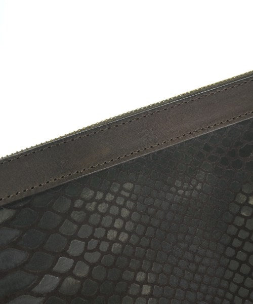 A.P.C. 手拿包