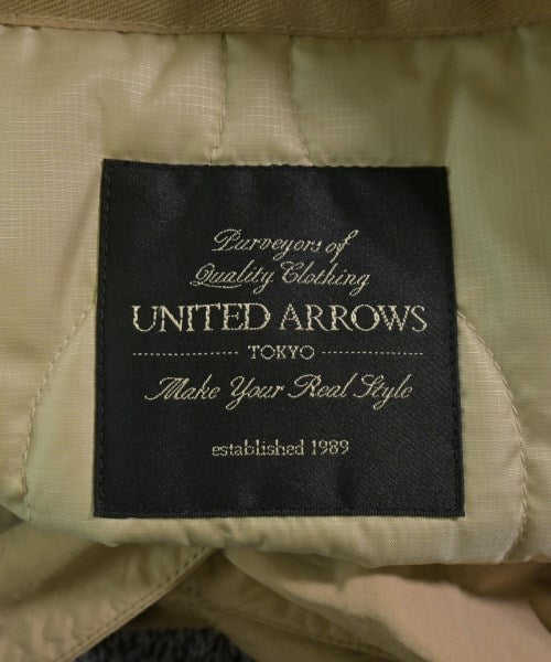 UNITED ARROWS 支撐領外套