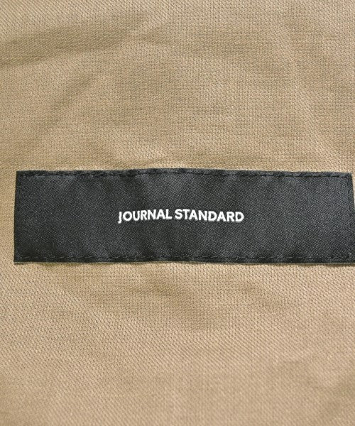 JOURNAL STANDARD 支撐領外套