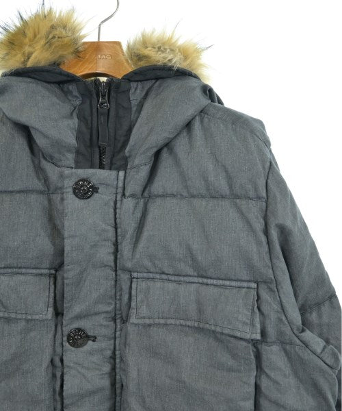 STONE ISLAND 羽絨夾克/背心