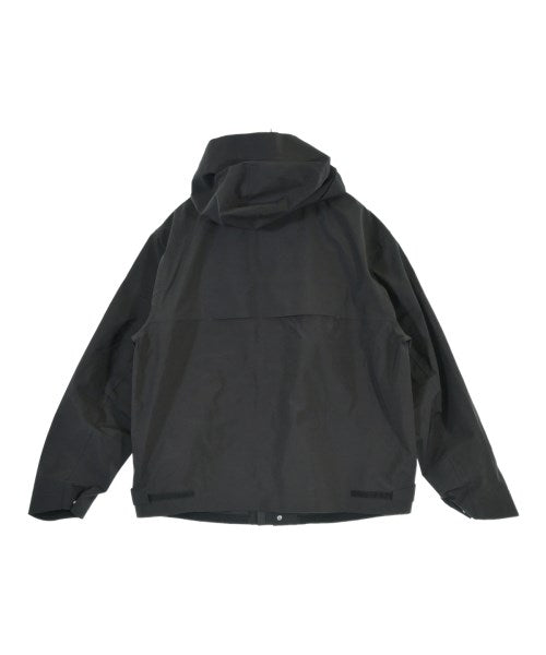 STONE ISLAND 山系外套