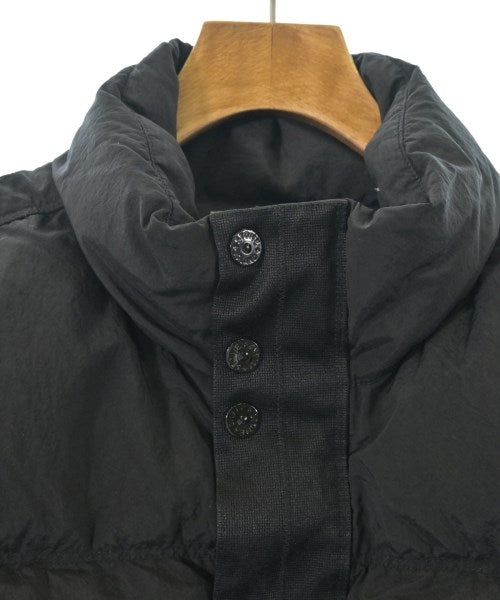 STONE ISLAND 羽絨夾克/背心