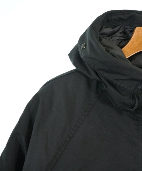 STONE ISLAND 羽絨夾克/背心