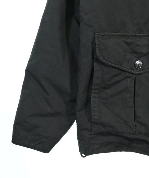 STONE ISLAND 羽絨夾克/背心