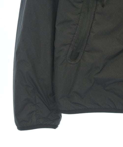 STONE ISLAND 羽絨夾克/背心