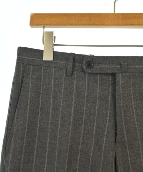 UNIVERSAL LANGUAGE 商務西裝