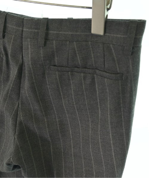 UNIVERSAL LANGUAGE 商務西裝