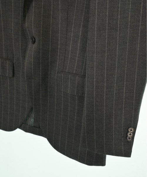 UNIVERSAL LANGUAGE 商務西裝