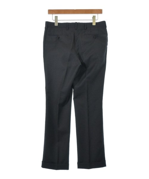 UNIVERSAL LANGUAGE 商務西裝