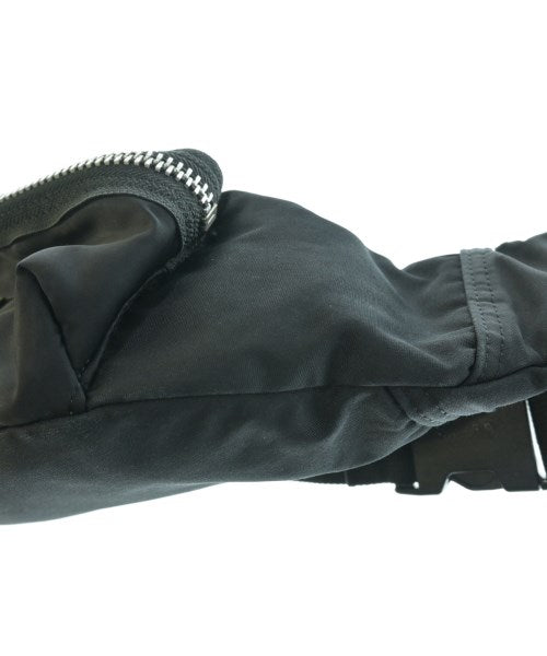 sacai 肩背包