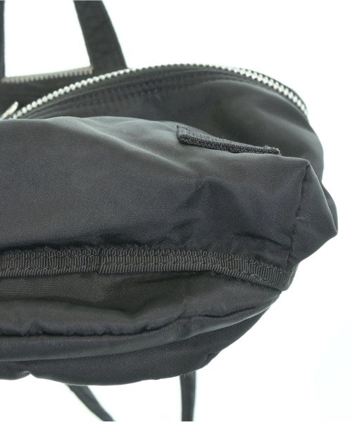 sacai 肩背包