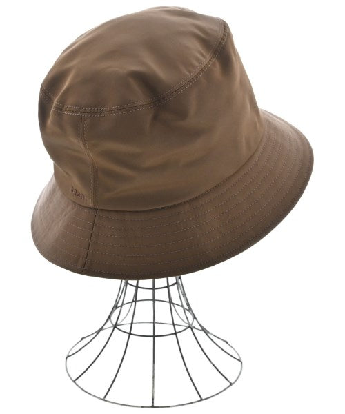 sacai 帽子