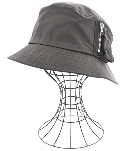 sacai 帽子