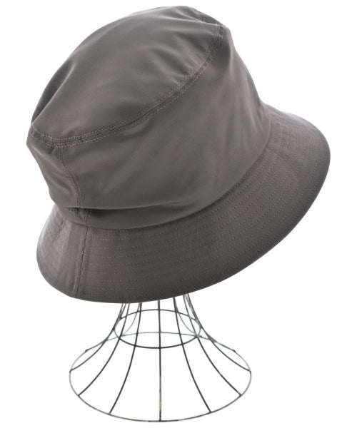 sacai 帽子