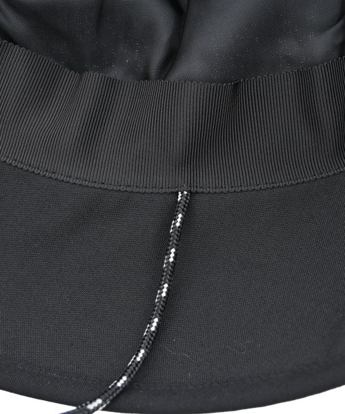 sacai 帽子