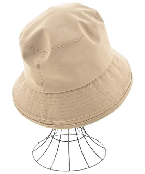 sacai 帽子