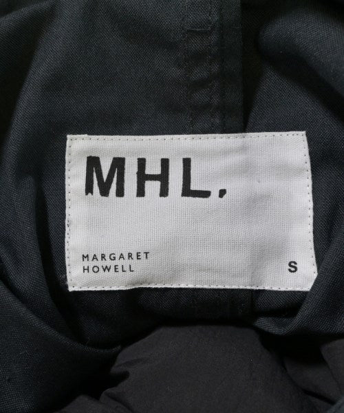 MHL. 支撐領外套