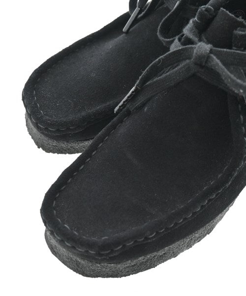 clarks 靴子