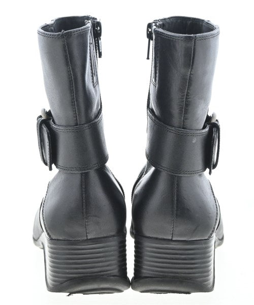 clarks 靴子
