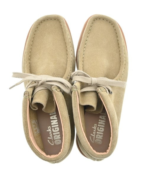 clarks 靴子